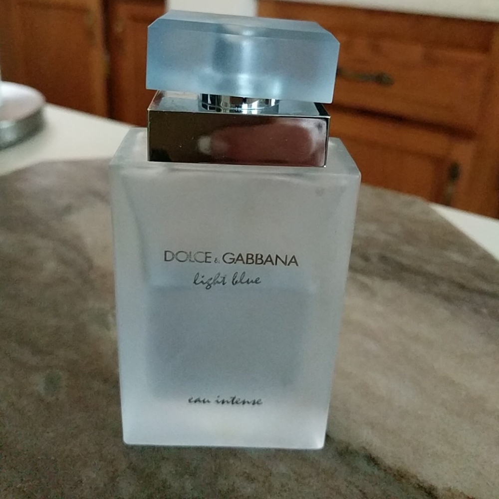 Dolce Gabbana Light Blue eau Intense spray 💙
